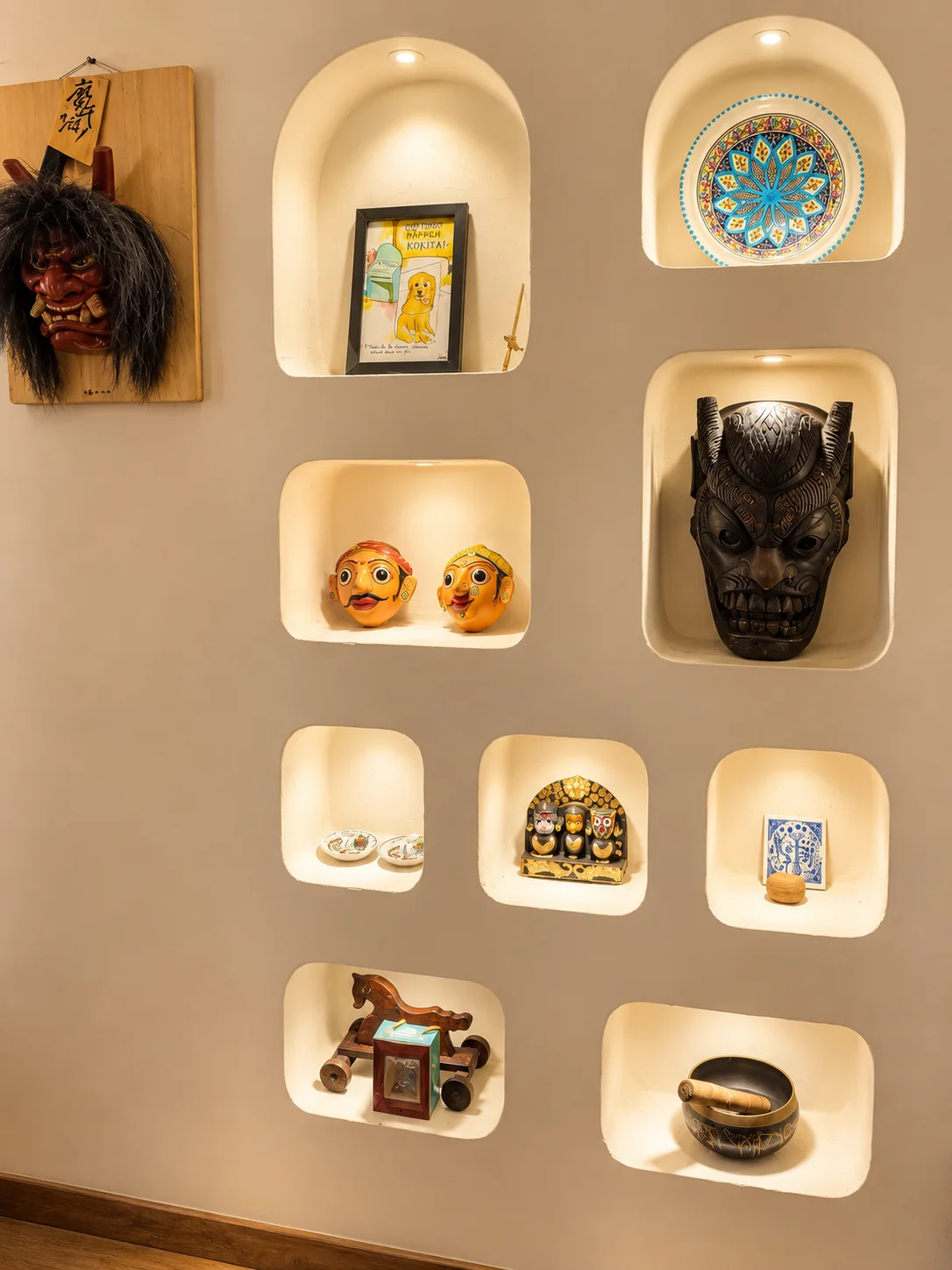 Curated art niche at The Turquoise Letterbox