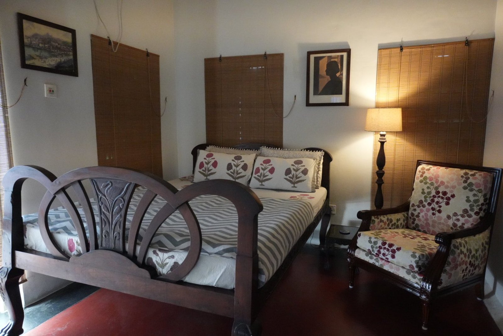 Twin at Central bedroom