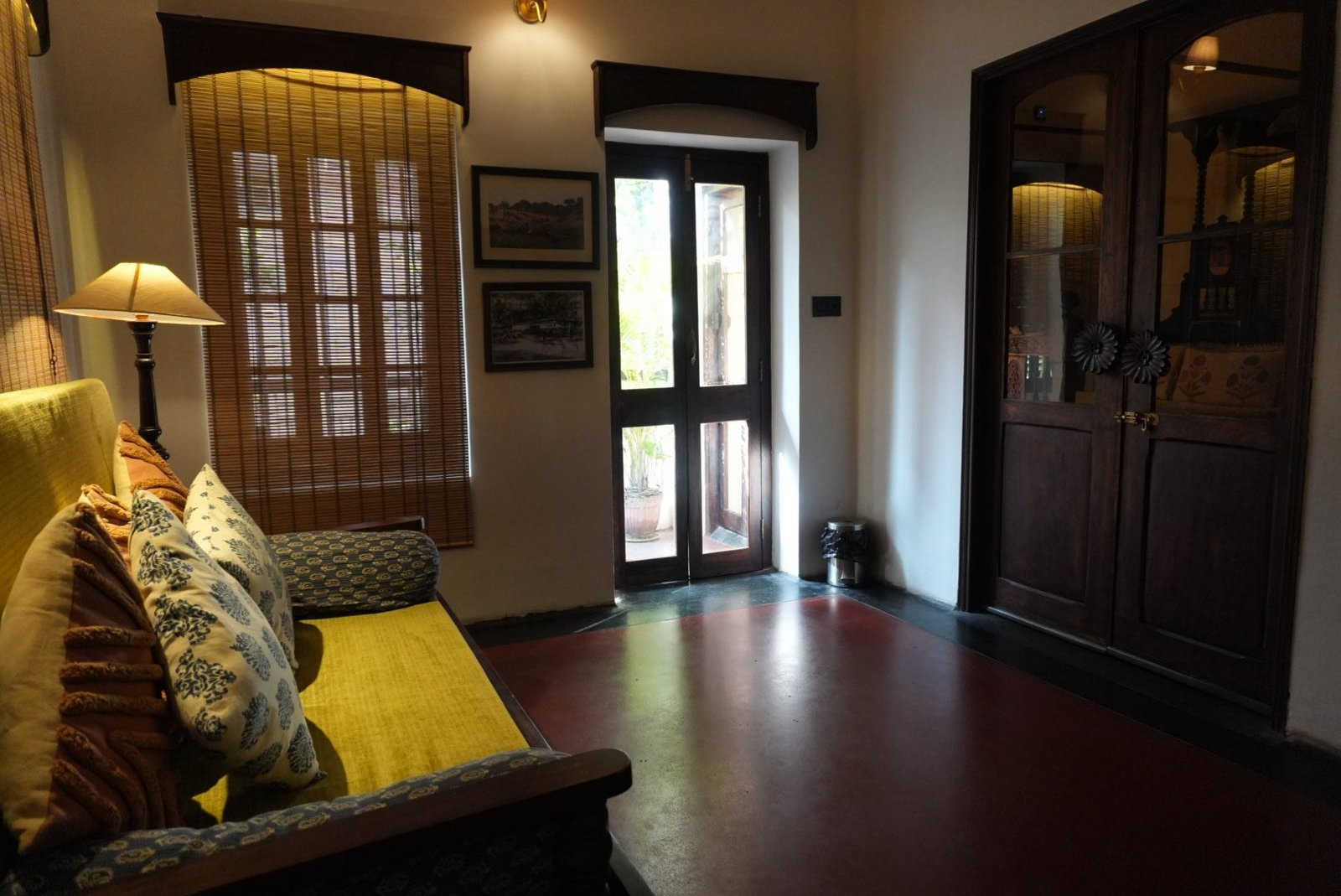 Twin Lounge at Central living room